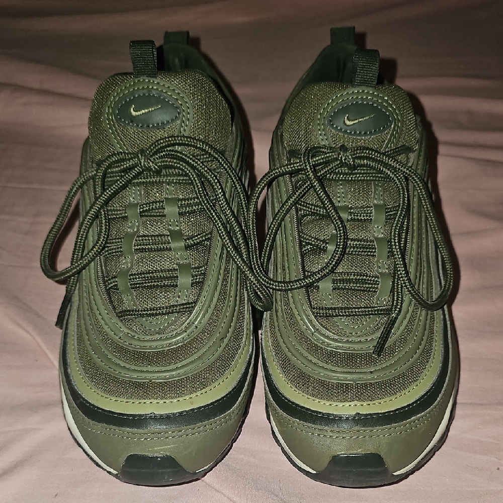 Nike Forest Green Nike AIRMAX shoes